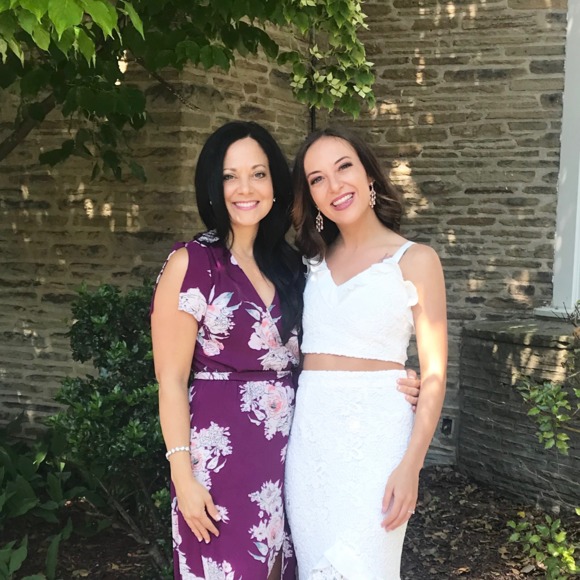 Meet your Posher, Lisa - Picture 1 of 1